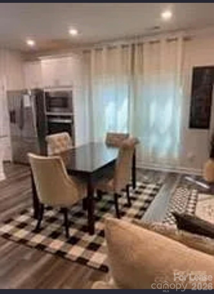135 Emmett Drive - Photo 4