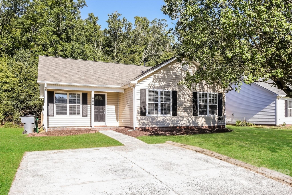 1404 Bells Knox Road - Photo 1