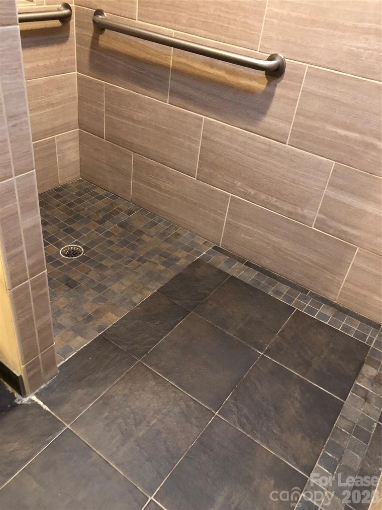 823 Tadlock Place - Photo 25