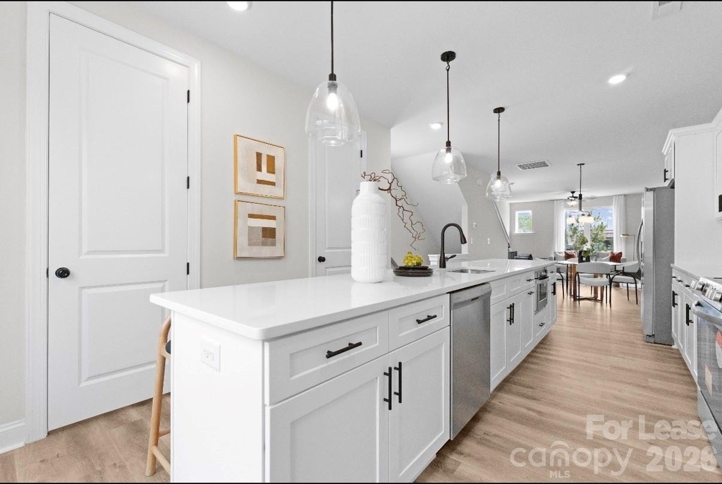 3236 Riley Avenue - Photo 9