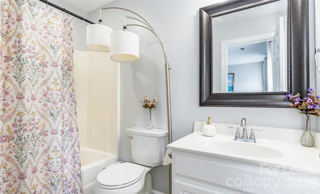 5623 Fetzer Avenue Nw - Photo 9