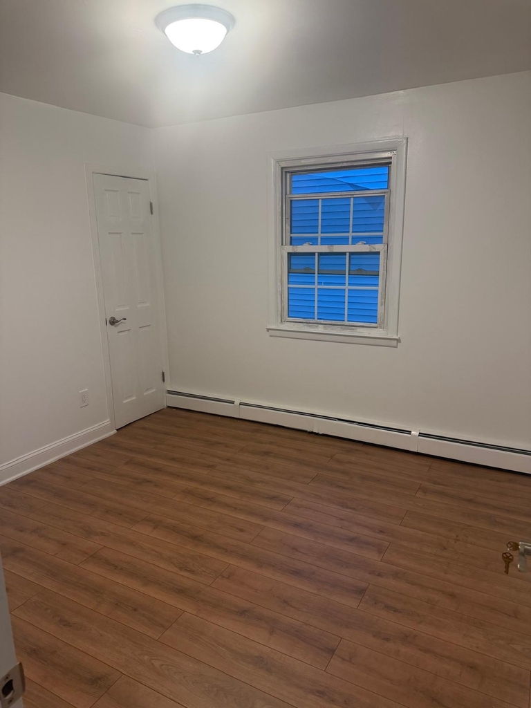 Yonkers Terrace - Photo 11