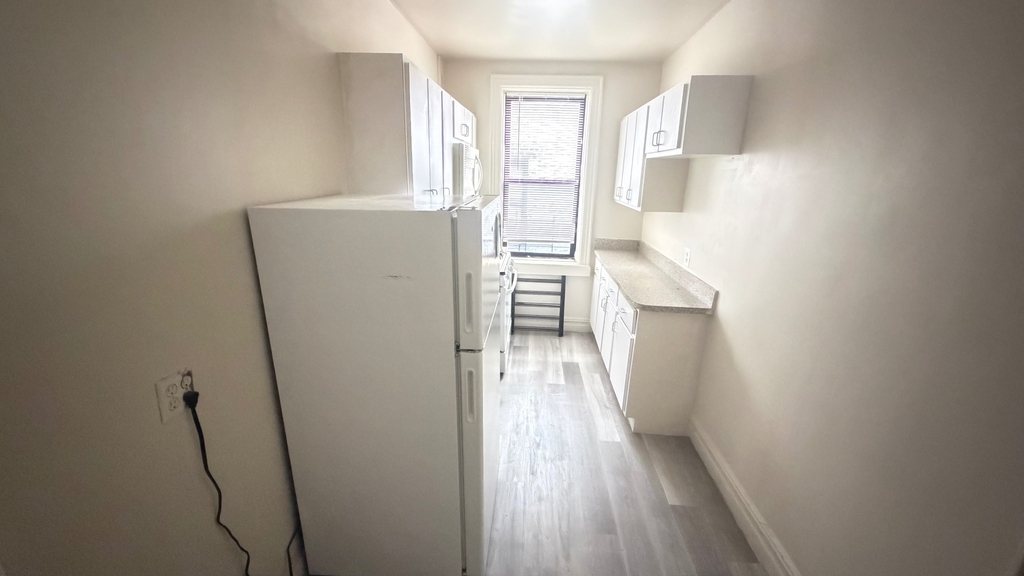 94-5 35th Avenue - Photo 0