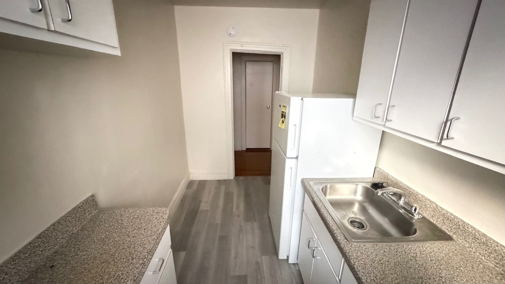 94-5 35th Avenue - Photo 6
