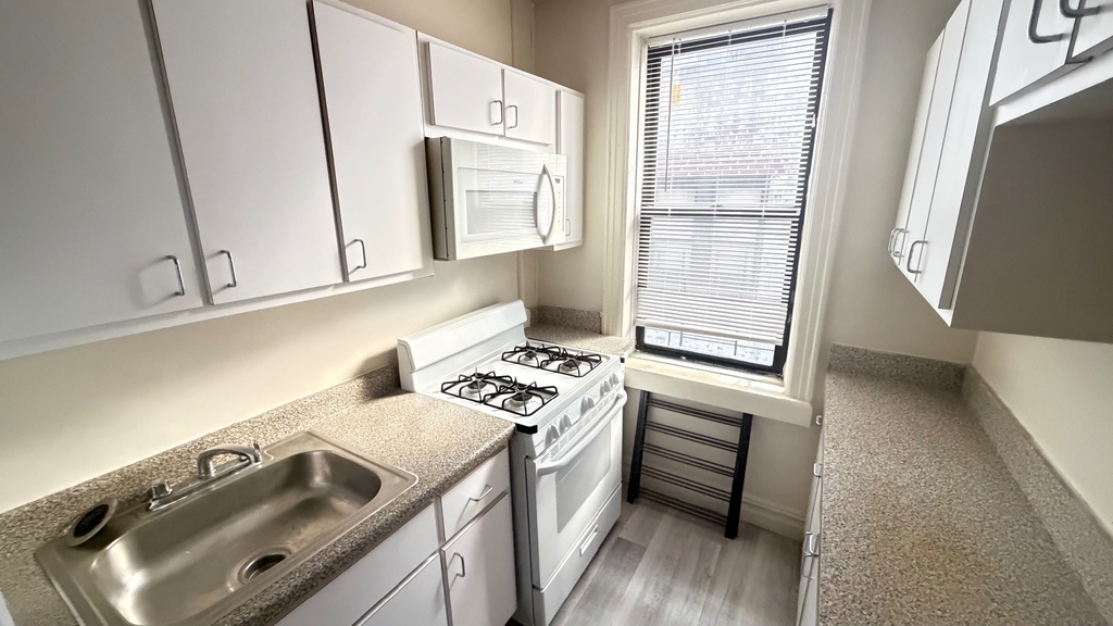94-5 35th Avenue - Photo 5
