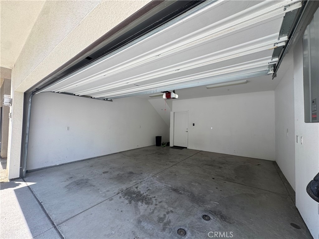 1654 Pomona - Photo 6