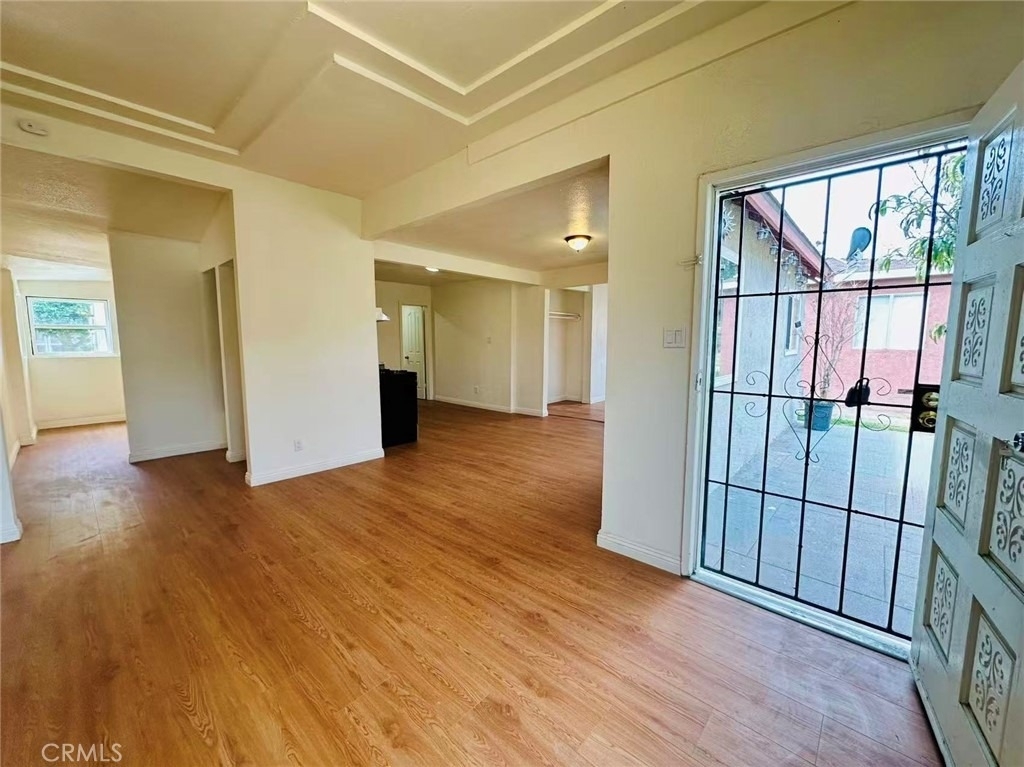 3320 Tenaya Avenue - Photo 4