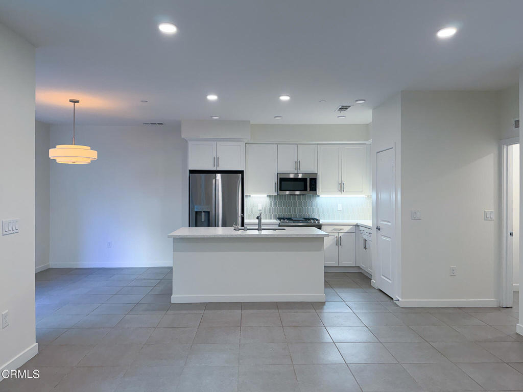 1568 E Thompson Boulevard - Photo 13