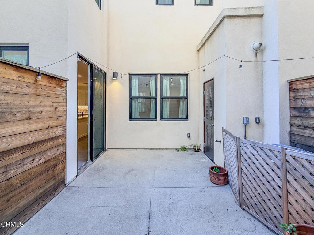 1568 E Thompson Boulevard - Photo 18