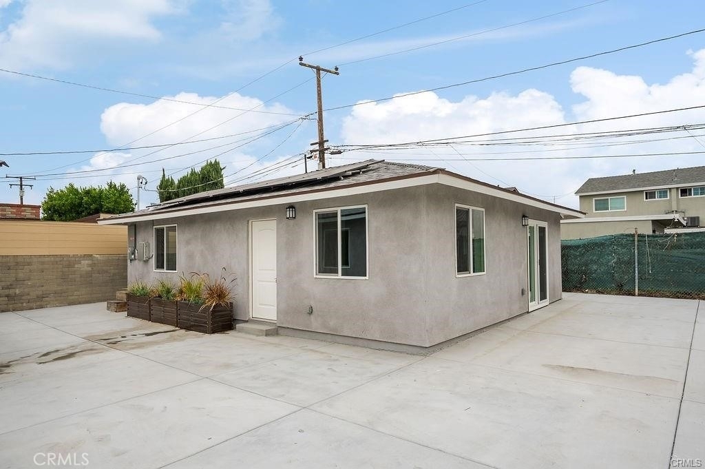 11585 Embree Drive - Photo 0