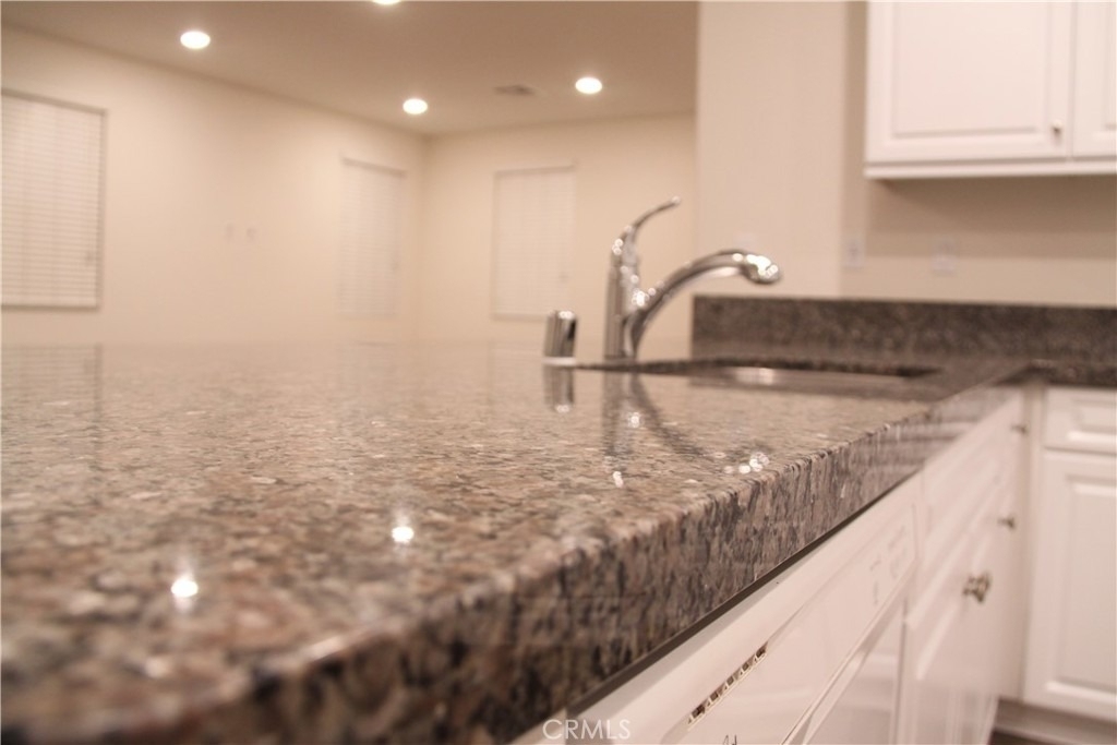 6105 Rosewood Way - Photo 9