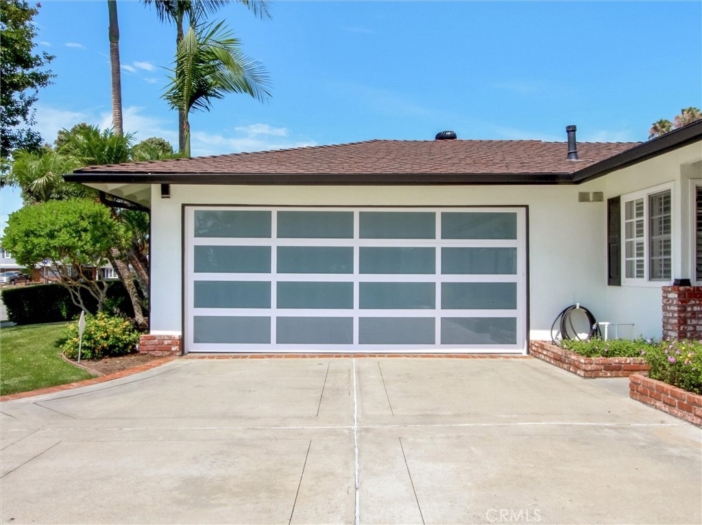 6241 Mar Vista Drive - Photo 3