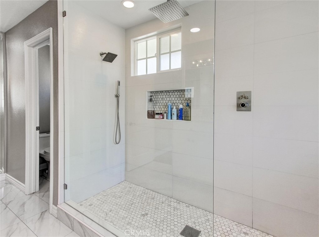 6241 Mar Vista Drive - Photo 17