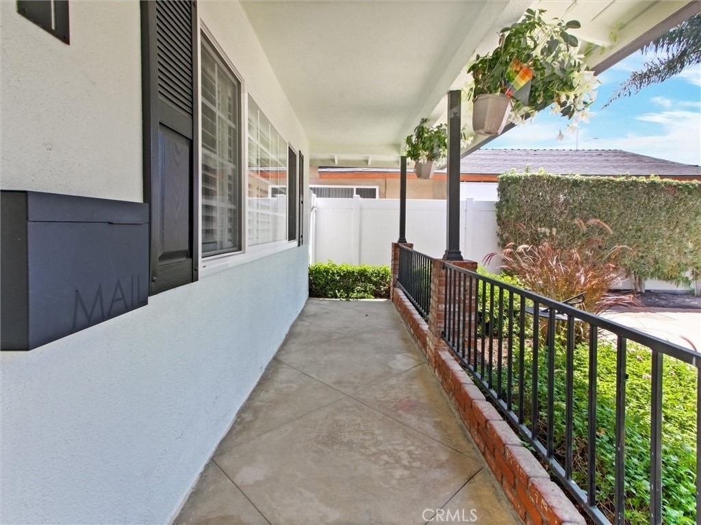 6241 Mar Vista Drive - Photo 27