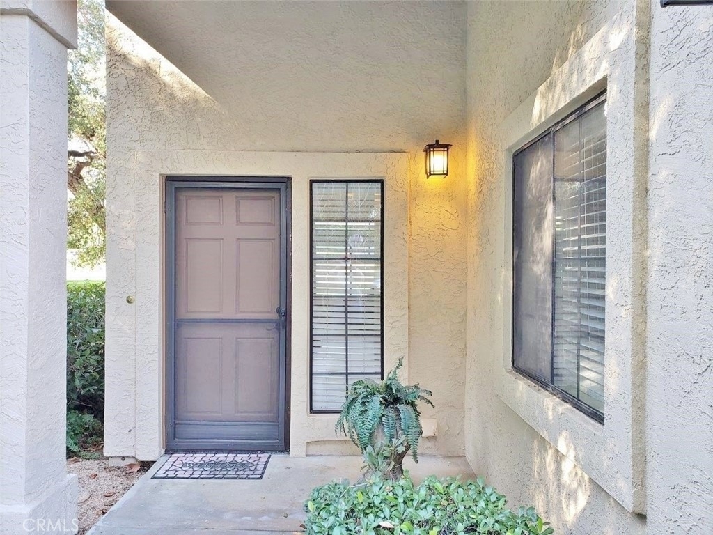 1718 Tecalote Drive - Photo 4