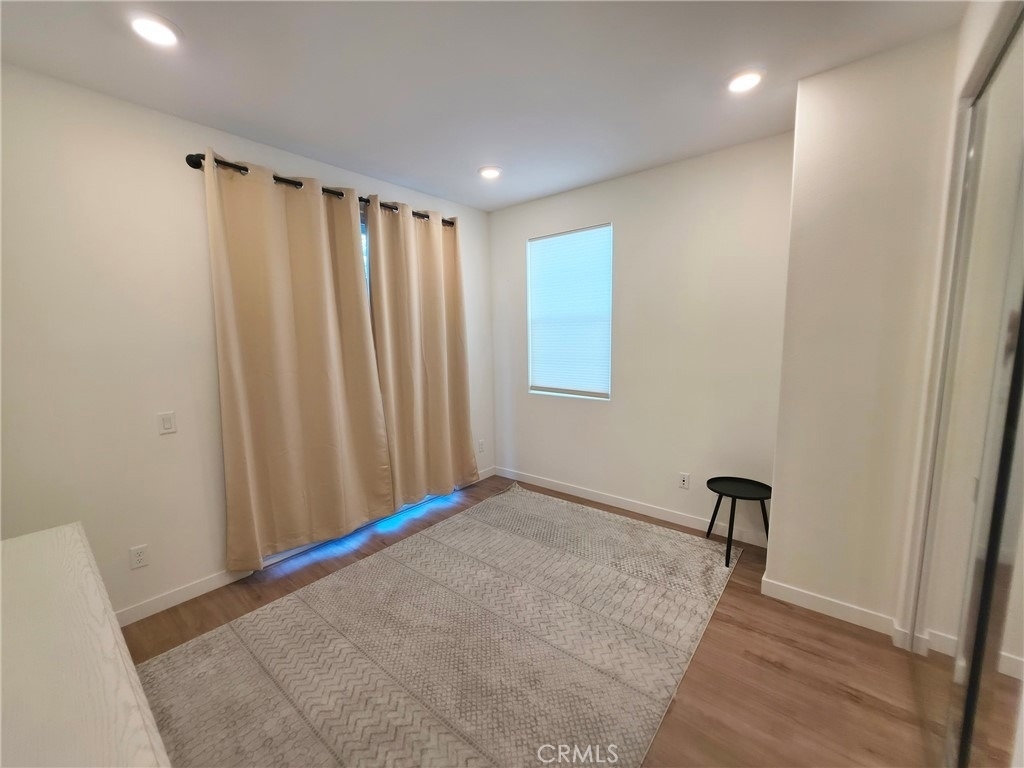 27589 Sanctuary Court - Photo 4