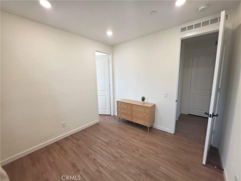 27589 Sanctuary Court - Photo 18