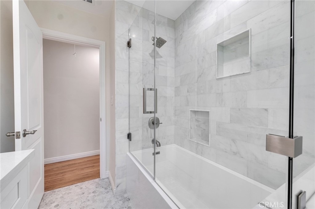 19815 Bassett Street - Photo 23