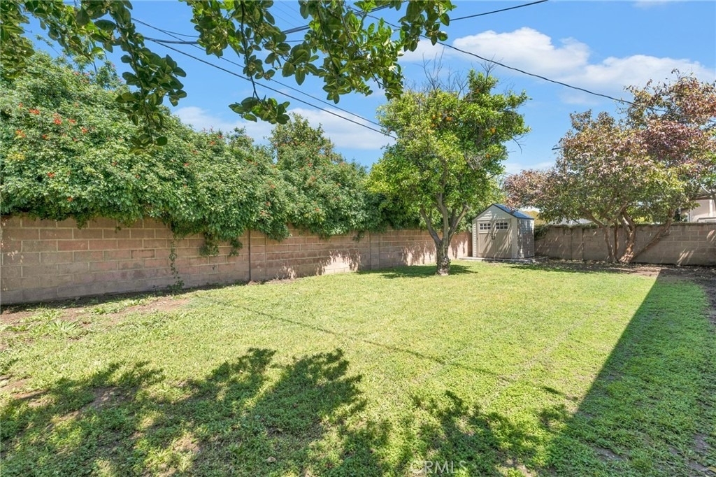 19815 Bassett Street - Photo 27
