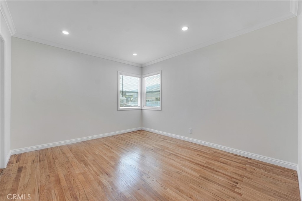 19815 Bassett Street - Photo 14