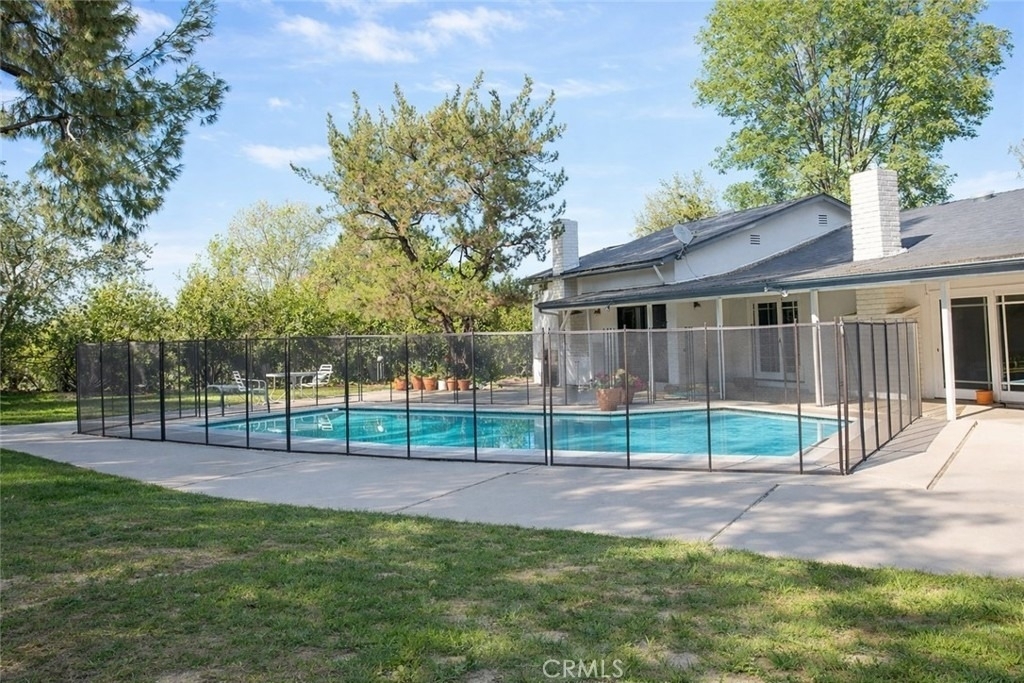 5057 Shirley - Photo 2
