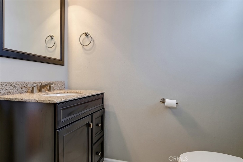 2219 Curtis - Photo 5