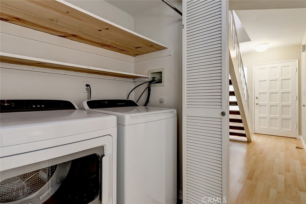 2219 Curtis - Photo 12