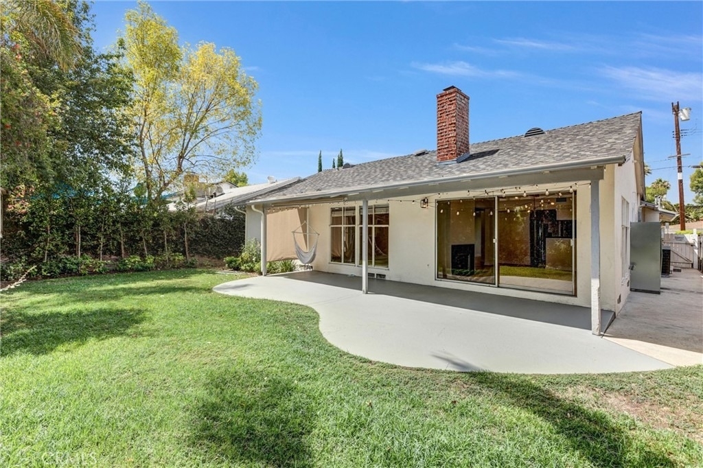 6106 Wilkinson Avenue - Photo 4