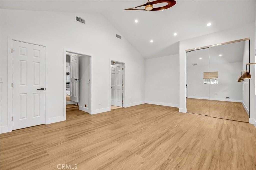 6106 Wilkinson Avenue - Photo 12