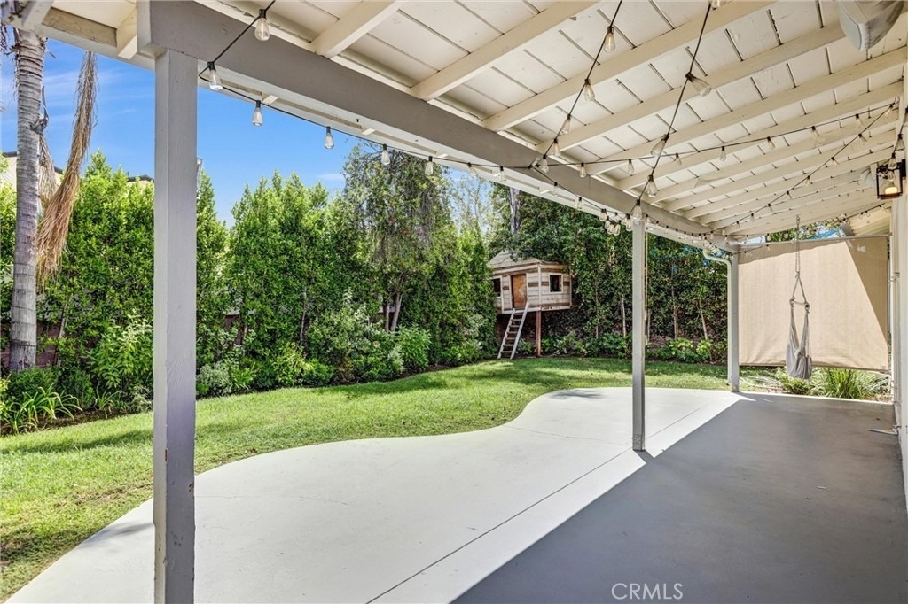 6106 Wilkinson Avenue - Photo 22
