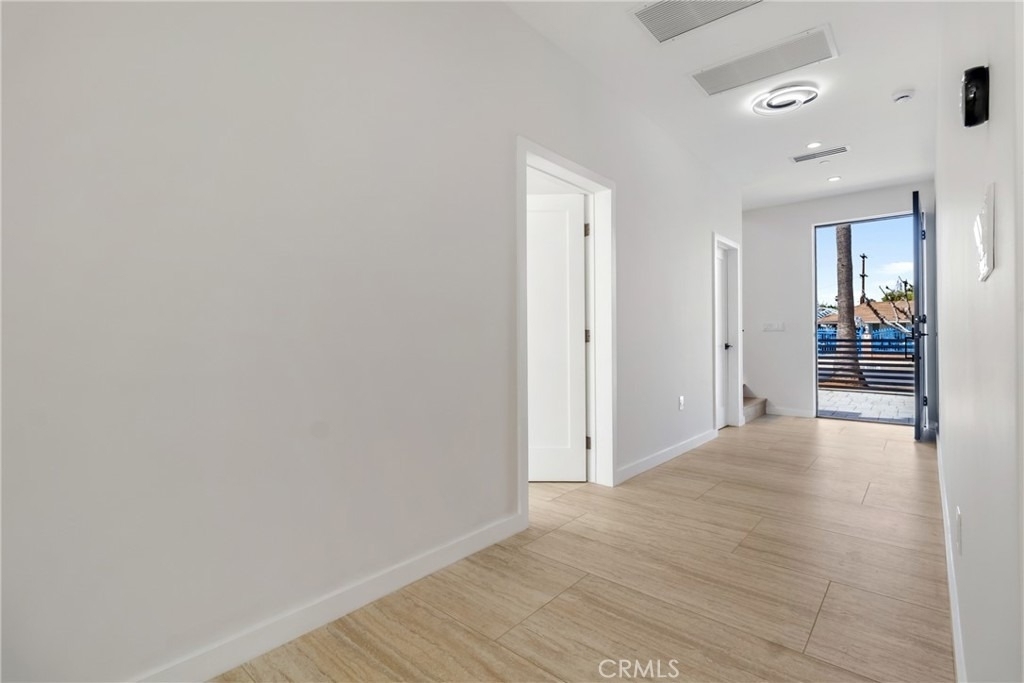 6830 N Lubao Avenue - Photo 6