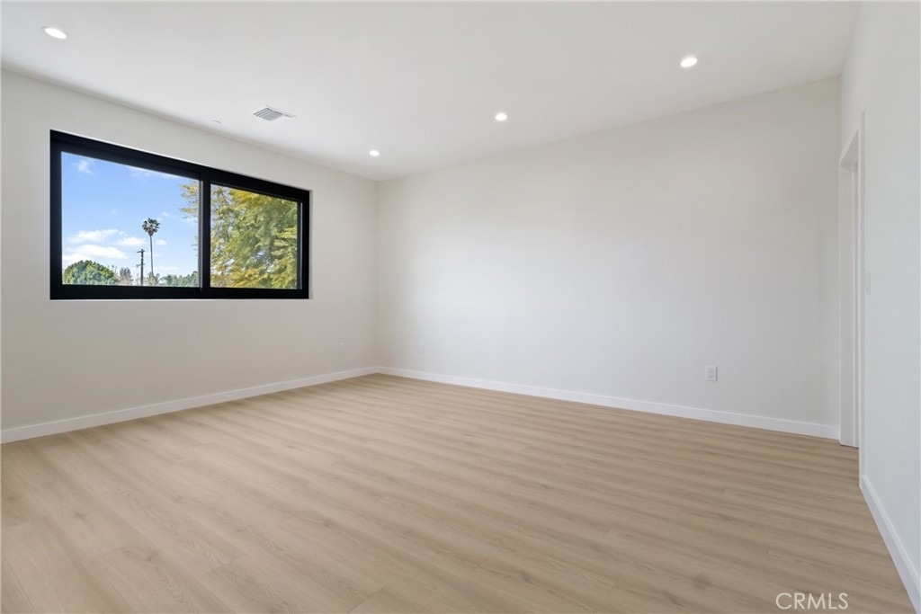 6830 N Lubao Avenue - Photo 27