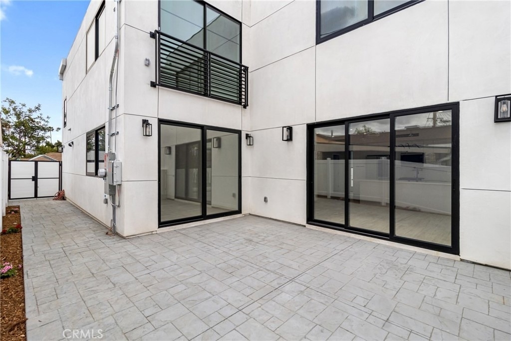 6830 N Lubao Avenue - Photo 42