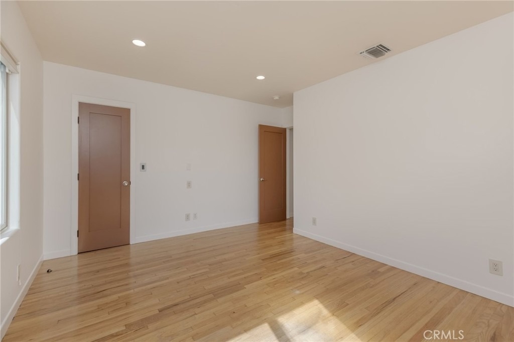 709 Avenue D - Photo 19