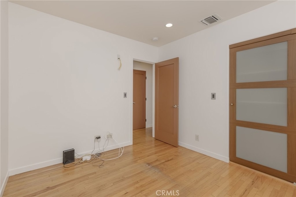 709 Avenue D - Photo 21