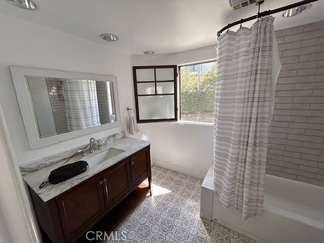 209 Avenue E - Photo 12