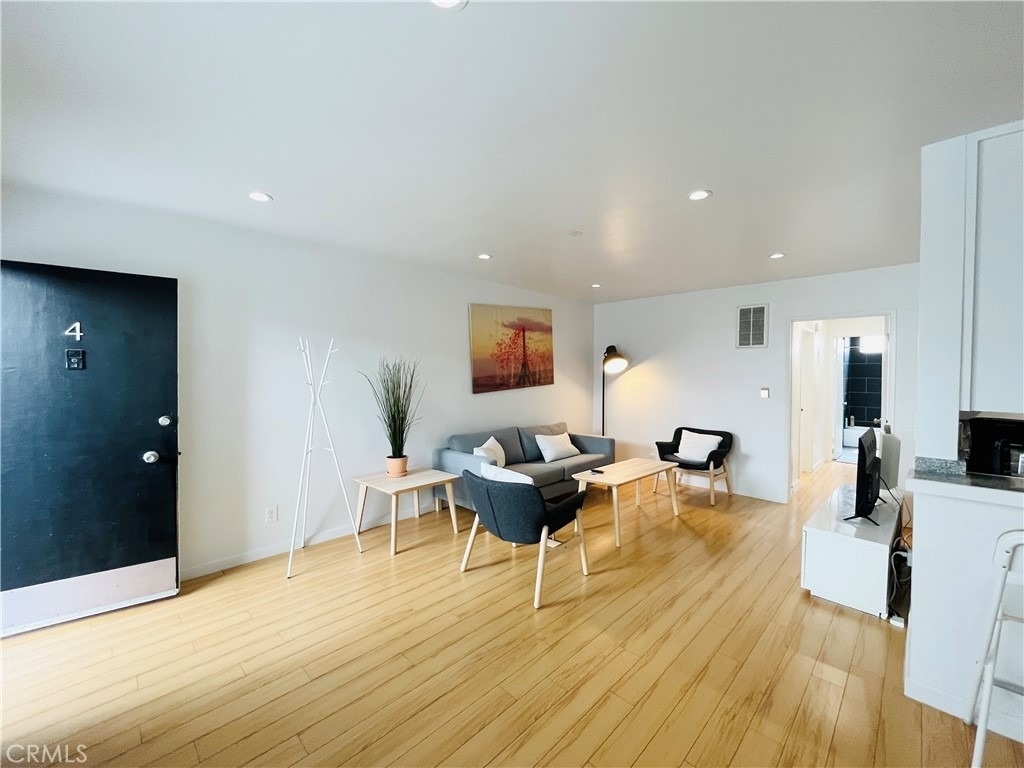 3864 Inglewood Boulevard - Photo 2