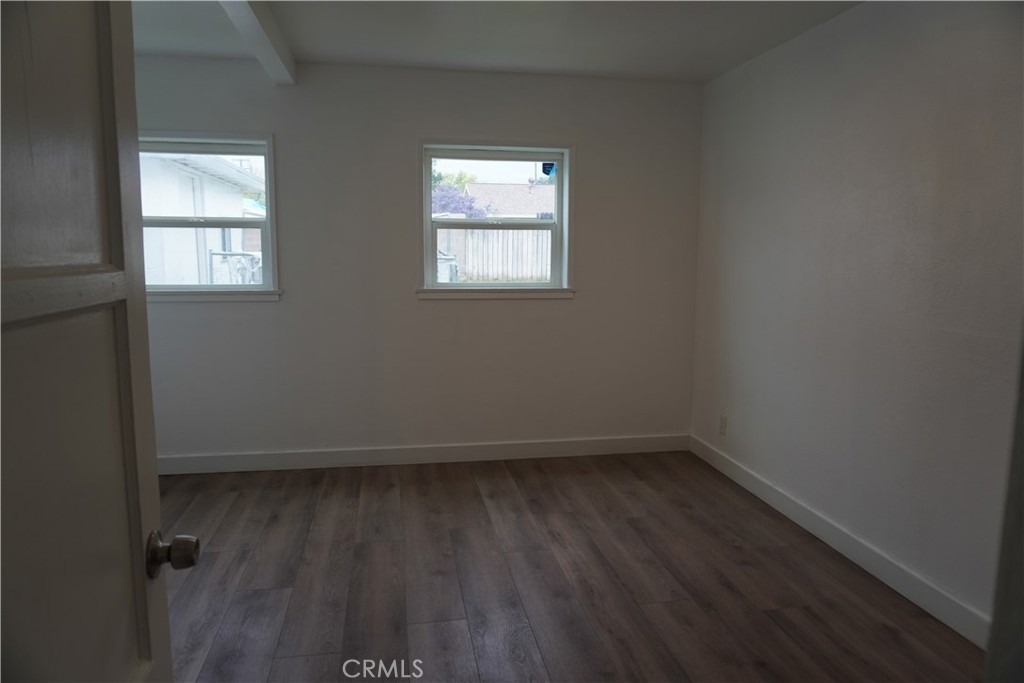 845 Olive Street W - Photo 6