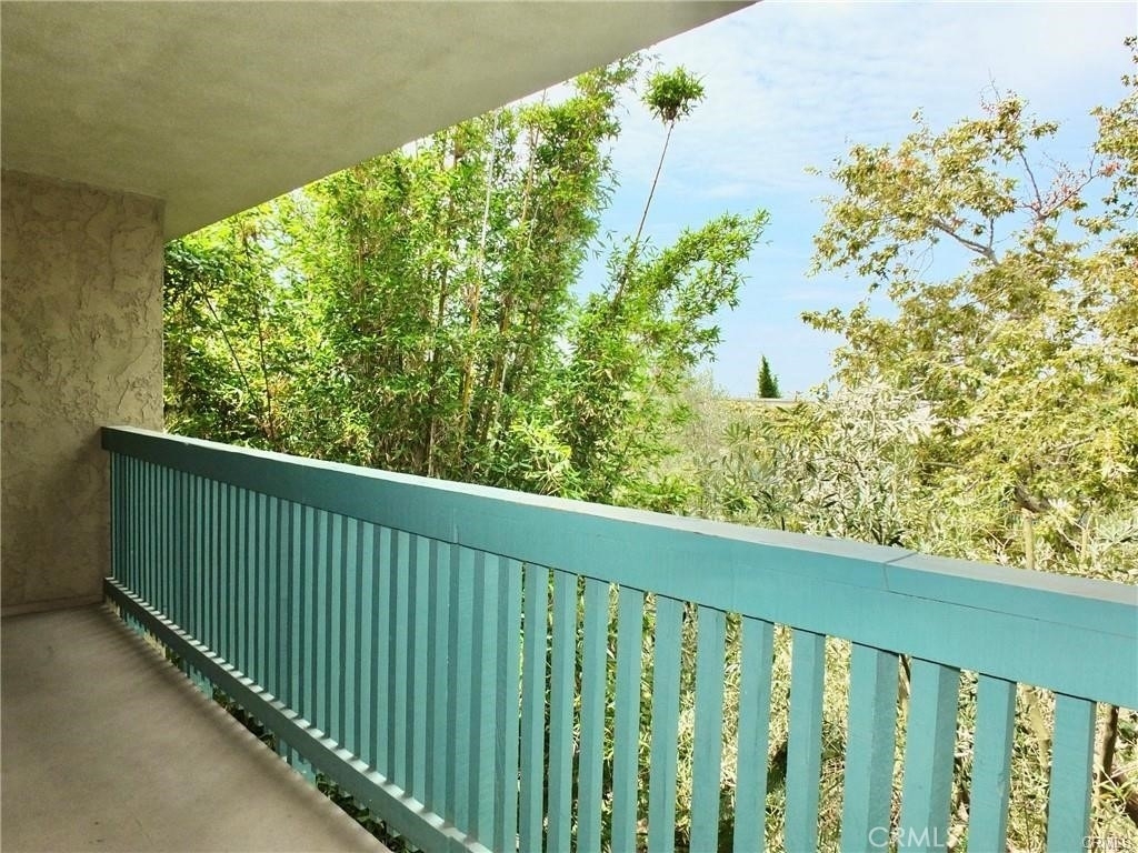 448 N Bellflower Boulevard - Photo 4