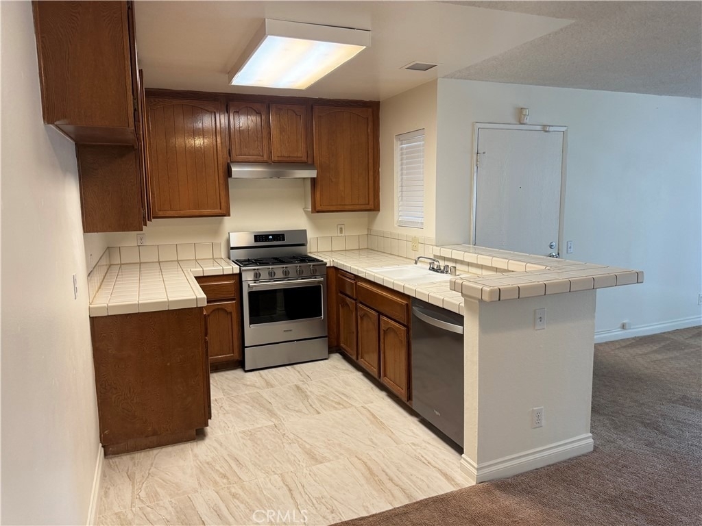 19057 Rockwood Drive - Photo 3