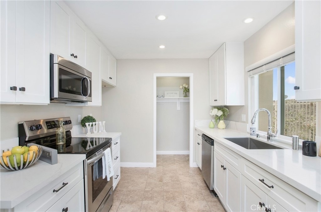 350 Mountain Court - Photo 5