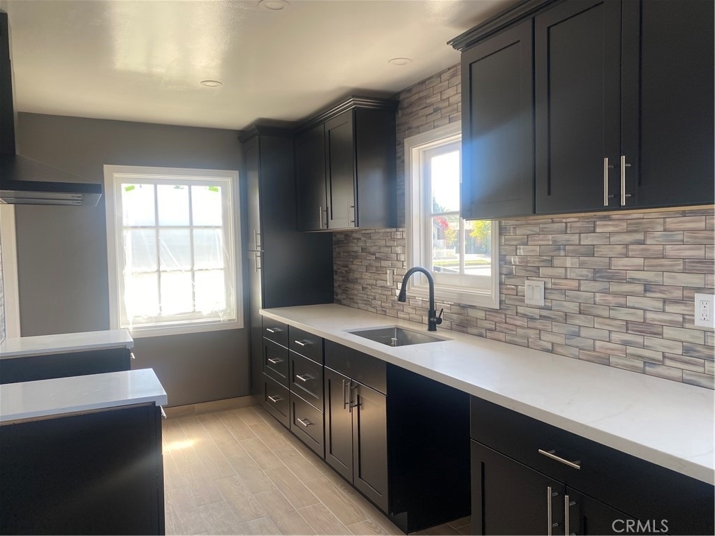621 S Harbor Boulevard - Photo 9