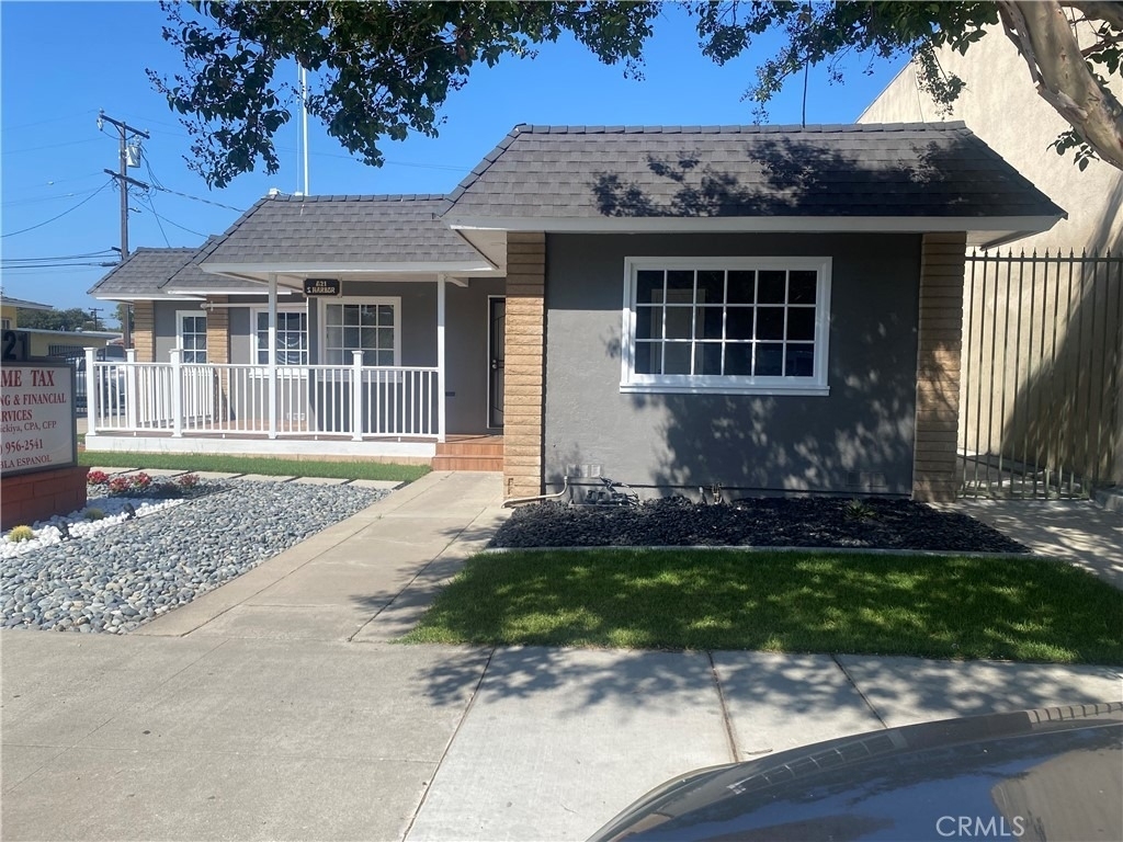621 S Harbor Boulevard - Photo 1