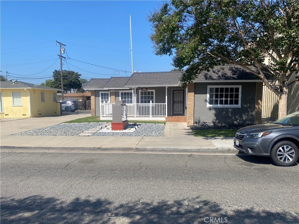 621 S Harbor Boulevard - Photo 0