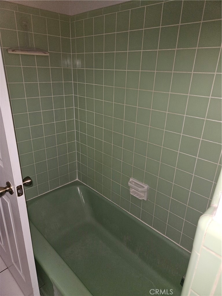 1724 E 1st - Photo 14