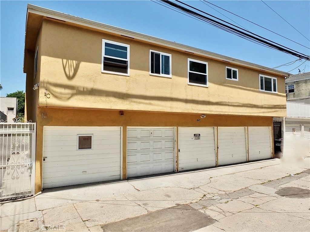 1724 E 1st - Photo 10