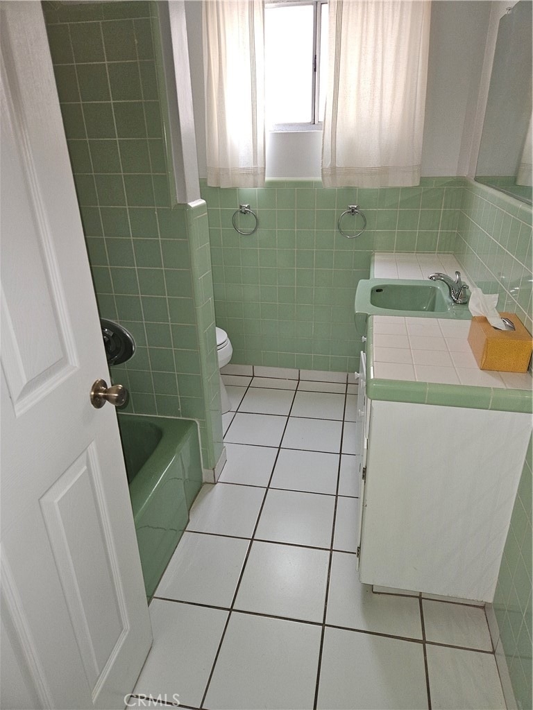 1724 E 1st - Photo 13