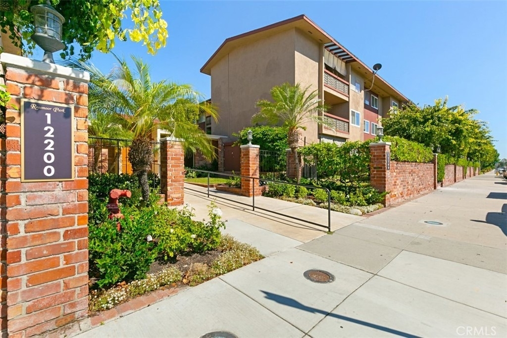12200 Montecito Road - Photo 2