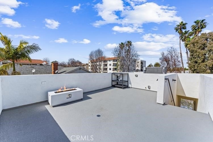 2230 E First Street - Photo 23