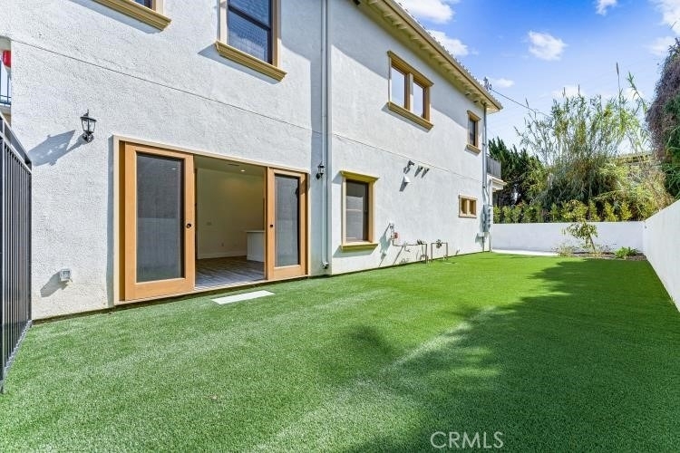 2230 E First Street - Photo 26